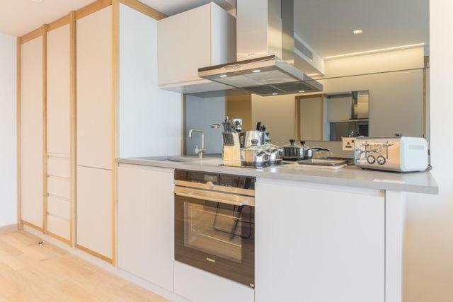 דירות לונדון Manhattan Loft Gardens, Stratford מראה חיצוני תמונה